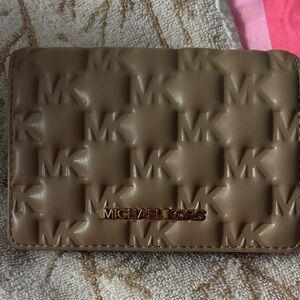 Michael Kors Quilted Embossed Card Wallet - Brown